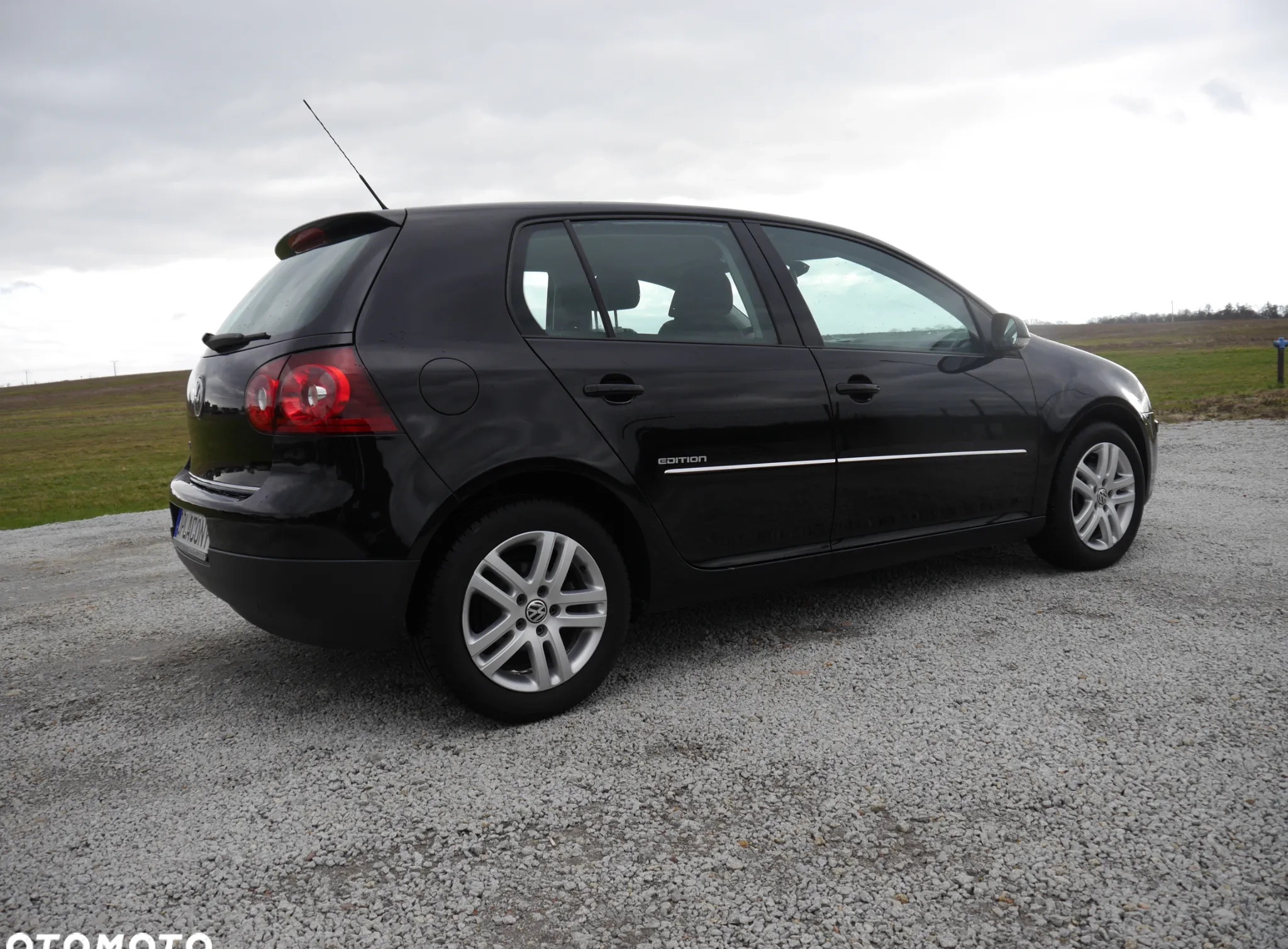 Volkswagen Golf cena 15700 przebieg: 244033, rok produkcji 2008 z Serock małe 277